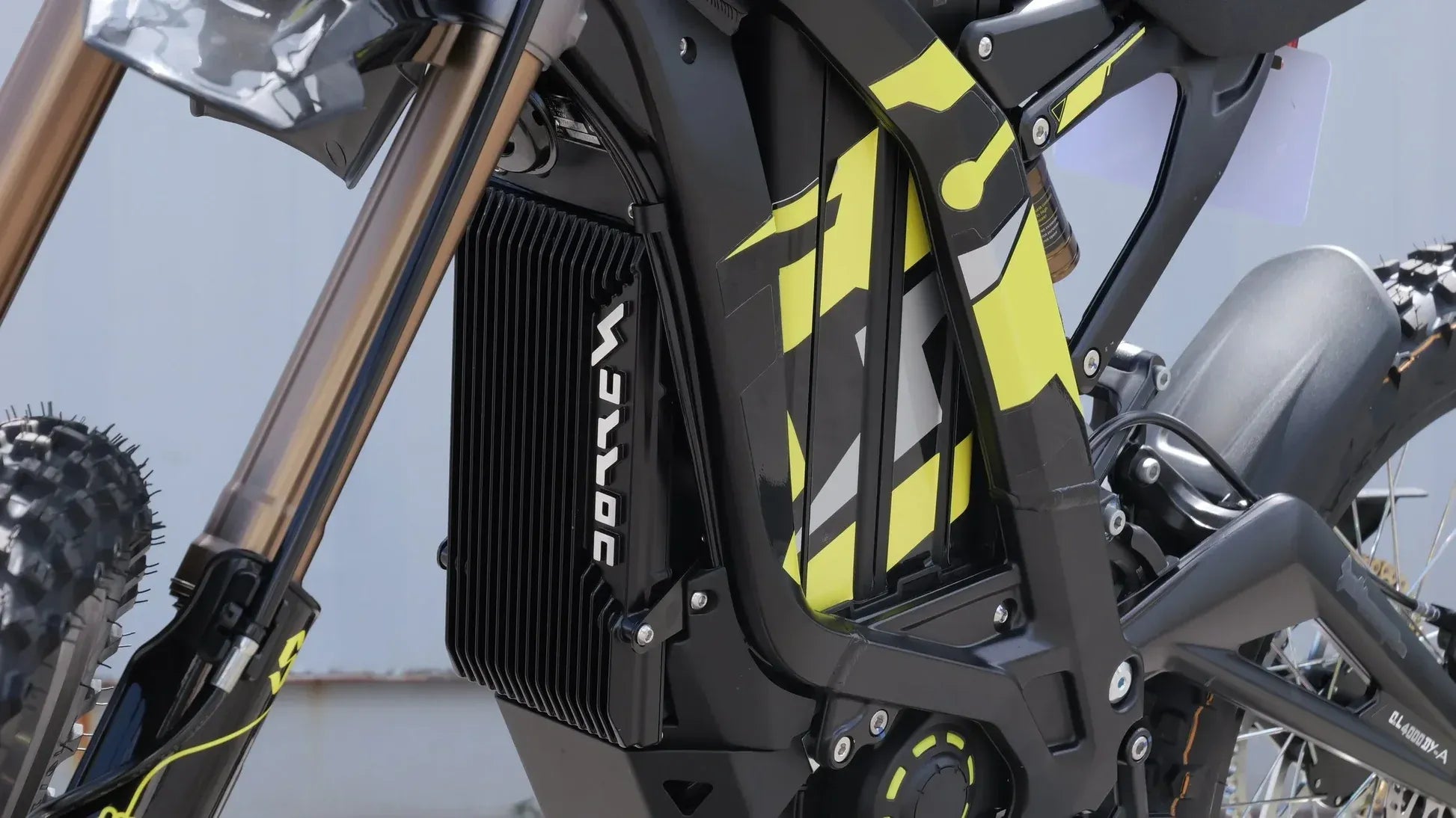 ''2025 SURN LIGHT BEE 8KW''